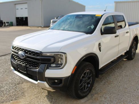 Used 2024 Ford Ranger XLT w/ FX4 Off-Road Package AWD/4WD image 2