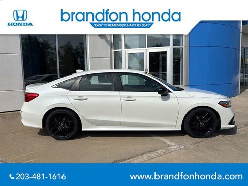 Used 2023 Honda Civic Sport image 7