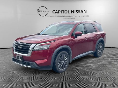 Used 2022 Nissan Pathfinder SL w/ SL Premium Package image 1