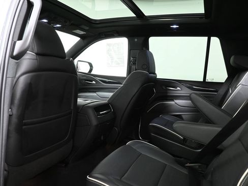 Used 2022 Cadillac Escalade Sport w/ Touring Package AWD/4WD image 32