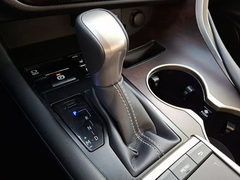 Used 2022 Lexus RX 350 AWD w/ Premium Package image 15