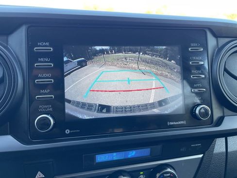 Used 2022 Toyota Tacoma SR image 11