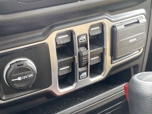 Certified 2020 Jeep Gladiator Sport w/ Quick Order Package 24S image 20