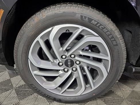 New 2025 Lincoln Navigator L Reserve AWD/4WD image 6