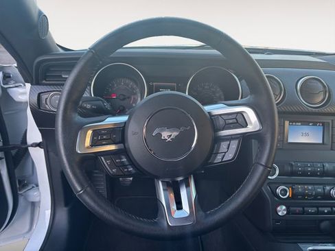 Used 2023 Ford Mustang Coupe RWD image 12