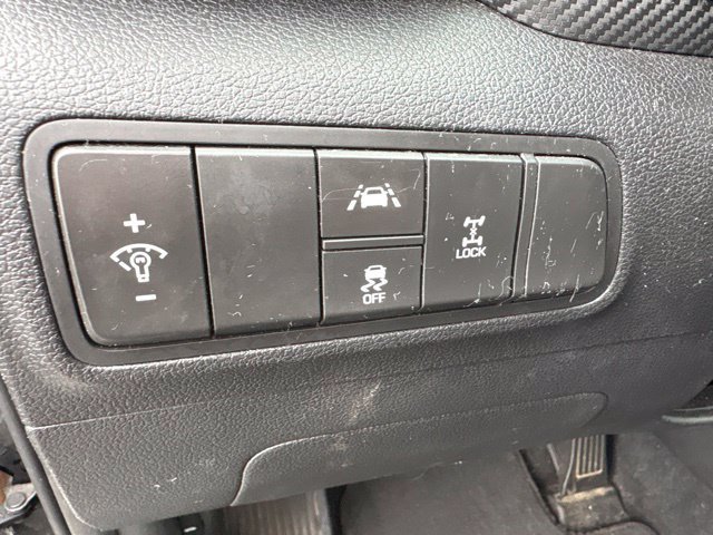 Used 2019 Hyundai Tucson SE w/ Cargo Package AWD/4WD image 10