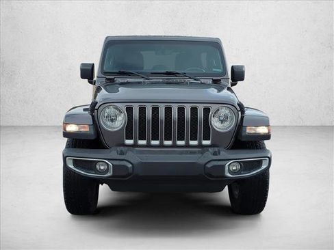 Used 2019 Jeep Wrangler Unlimited Sahara image 2