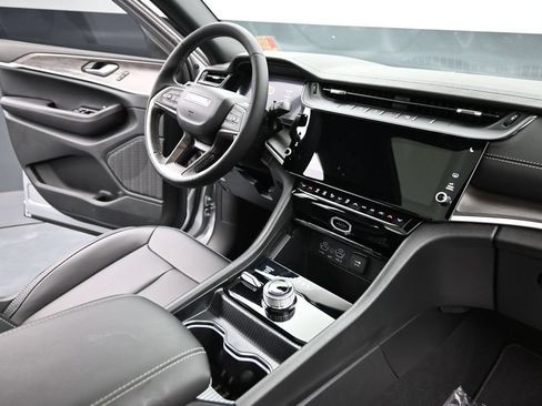 New 2026 Jeep Grand Cherokee L Limited w/ Limited Altitude Package AWD/4WD image 27