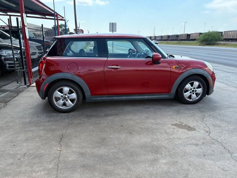 Used 2015 MINI Cooper 2-Door Hardtop FWD image 11