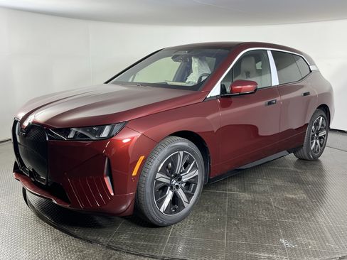 New 2026 BMW iX xDrive45 w/ Executive Package image 9