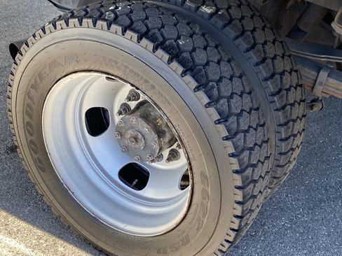 Used 2022 RAM 4500 Tradesman RWD image 25