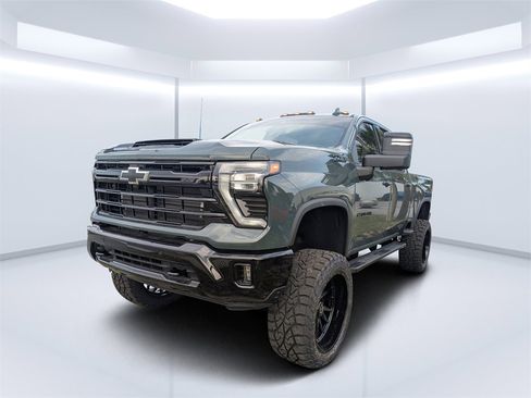 New 2025 Chevrolet Silverado 2500 LTZ w/ Trail Boss Package image 6