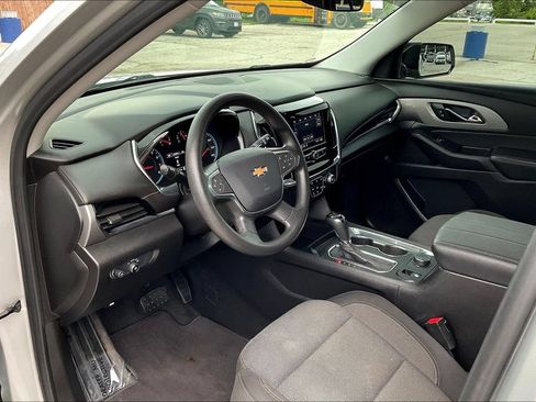 Used 2020 Chevrolet Traverse LS FWD image 8