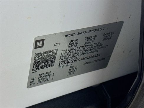 Used 2021 Chevrolet Suburban LS image 29