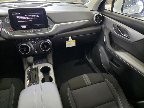 New 2026 Chevrolet Blazer LT w/ Convenience Package image 17