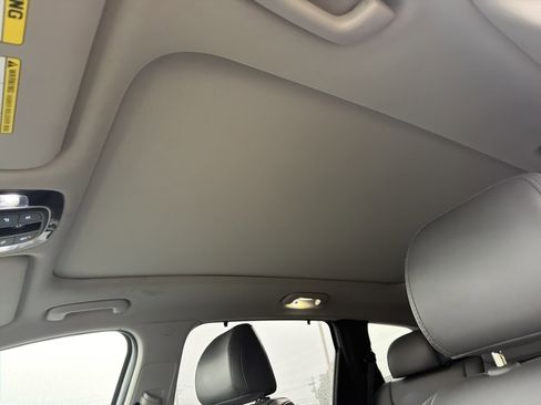 Used 2023 Hyundai Santa Fe SEL w/ Premium Package image 36