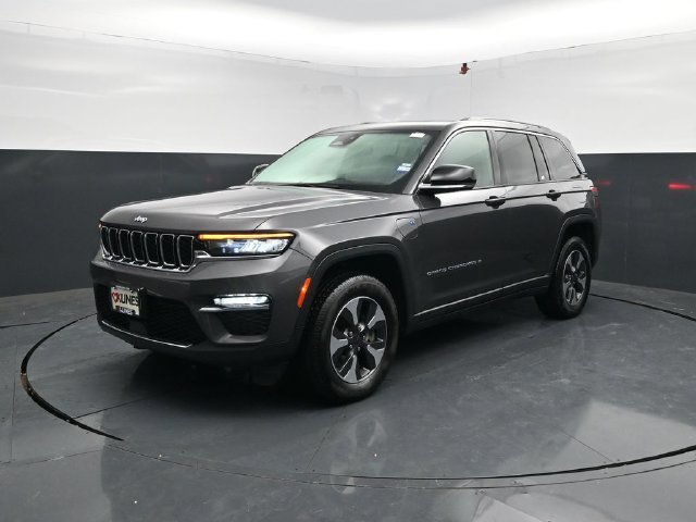 Used 2024 Jeep Grand Cherokee Limited 4xe AWD/4WD image 3