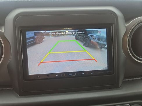 Used 2022 Jeep Wrangler Sport image 18