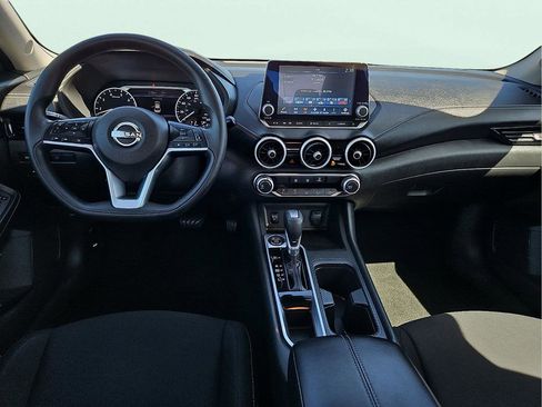 Used 2024 Nissan Sentra SV image 11