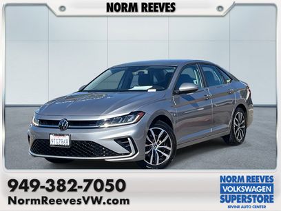 Certified 2025 Volkswagen Jetta SE