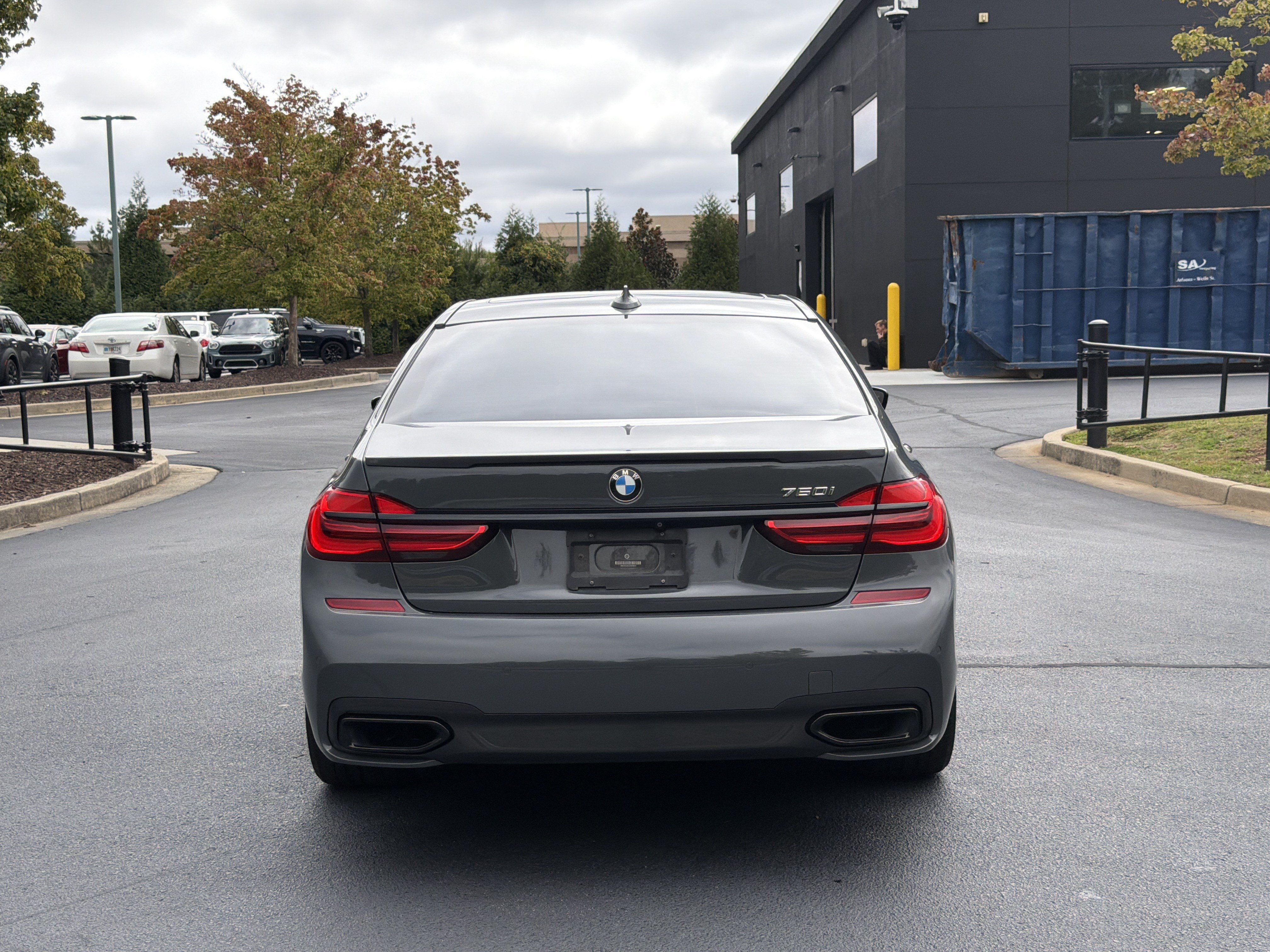 Used 2018 BMW 750i RWD image 13