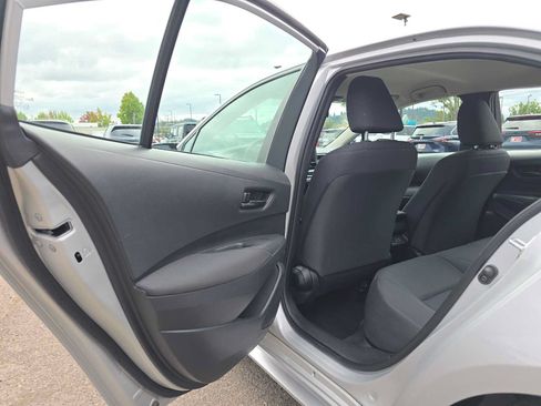 Used 2024 Toyota Corolla LE FWD image 16