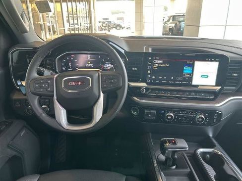Certified 2026 GMC Sierra 1500 SLT AWD/4WD image 14