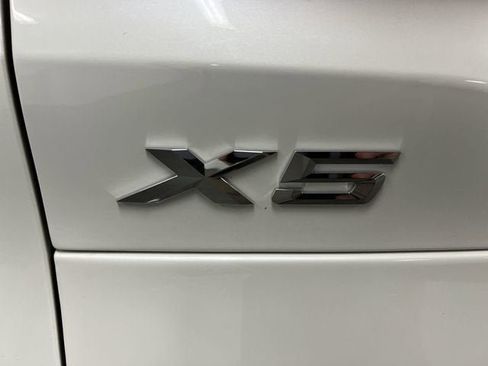 Used 2025 BMW X5 xDrive40i w/ Premium Package AWD/4WD image 33