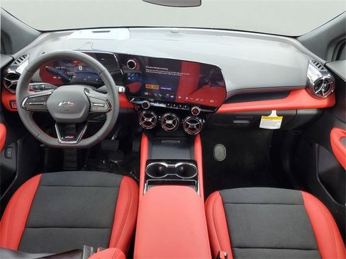 New 2025 Chevrolet Blazer EV RS image 18