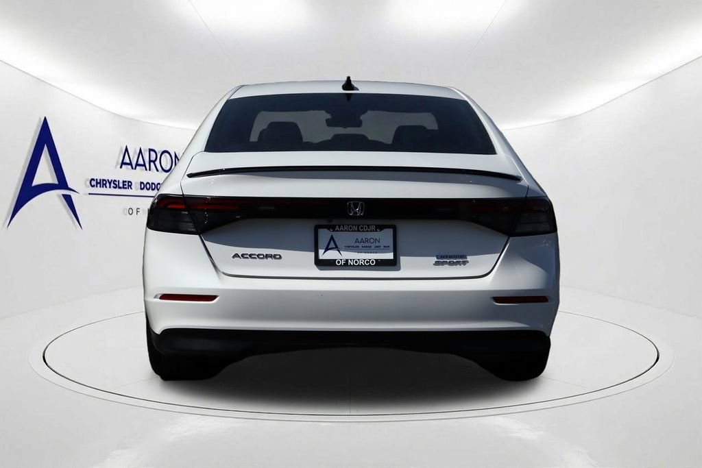 Used 2024 Honda Accord Sport image 5