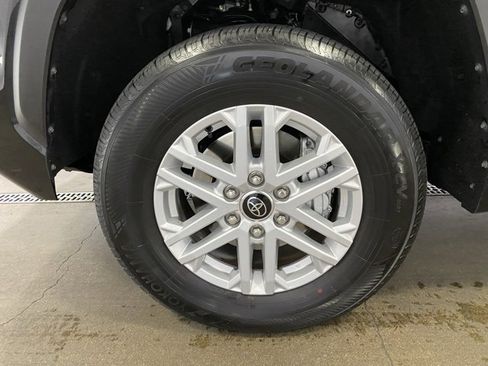 Used 2024 Toyota Tundra SR5 w/ SR5 Premium Package image 23