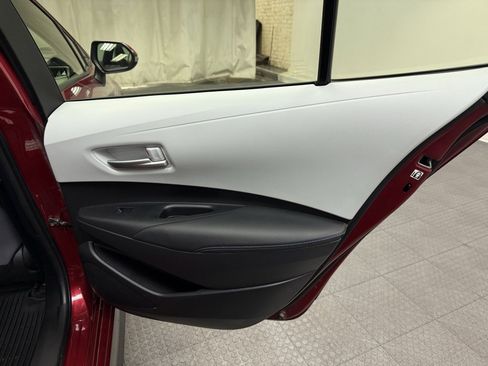 Used 2022 Toyota Corolla SE image 18