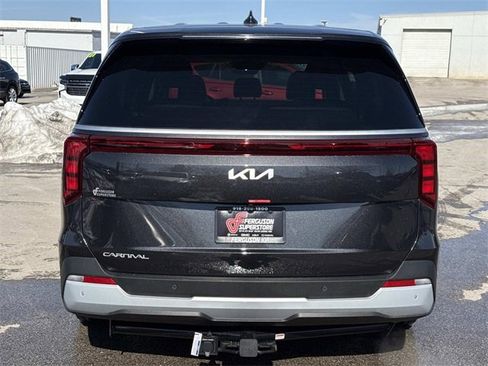 New 2026 Kia Carnival image 4