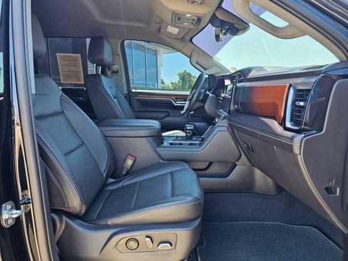 Used 2023 GMC Sierra 1500 Denali w/ Technology Package AWD/4WD image 30