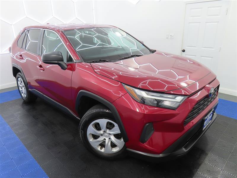 Used 2025 Toyota RAV4 LE FWD image 5