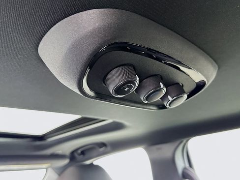 Used 2024 Dodge Durango R/T image 28