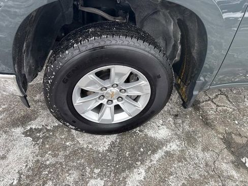 Used 2025 Chevrolet Silverado 1500 LT image 11