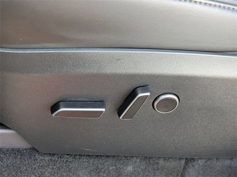 Used 2023 Tesla Model Y Performance image 24