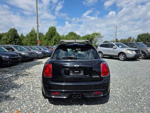 Used 2015 MINI Cooper S image 6
