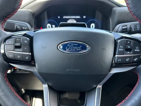 Certified 2025 Ford Explorer ST-Line image 24