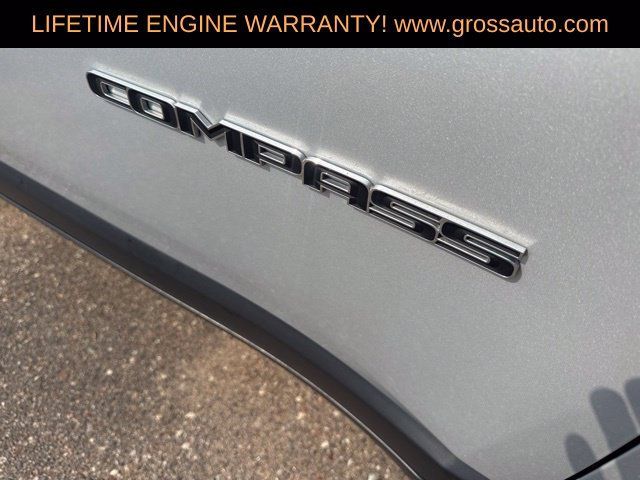 Certified 2025 Jeep Compass Limited AWD/4WD image 12