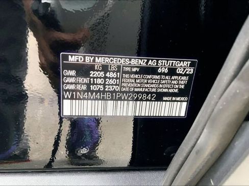 Certified 2023 Mercedes-Benz GLB 250 4MATIC image 30