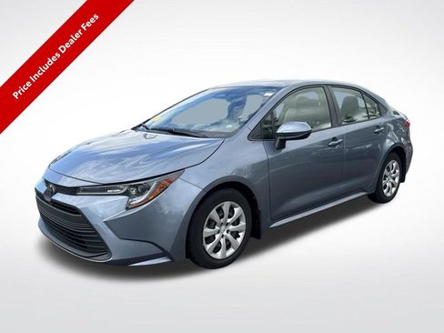 Used 2023 Toyota Corolla LE FWD image 1