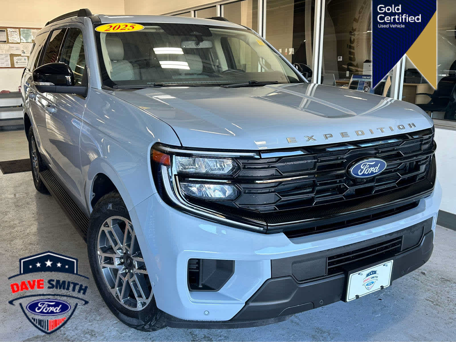 Certified 2025 Ford Expedition Active AWD/4WD image 50