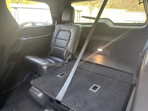 Used 2018 Lincoln Navigator Reserve w/ Technology Package image 7