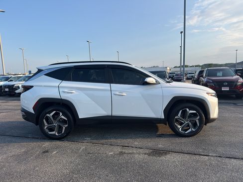 Used 2022 Hyundai Tucson SEL w/ Convenience Package AWD/4WD image 4