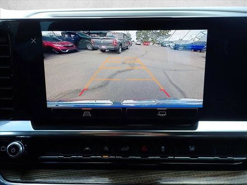 Used 2024 GMC Sierra 1500 Elevation AWD/4WD image 16
