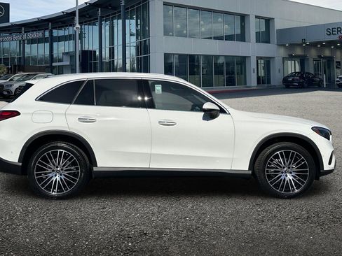 New 2026 Mercedes-Benz GLC 300 4MATIC image 3
