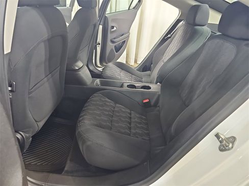 Used 2012 Chevrolet Volt image 17