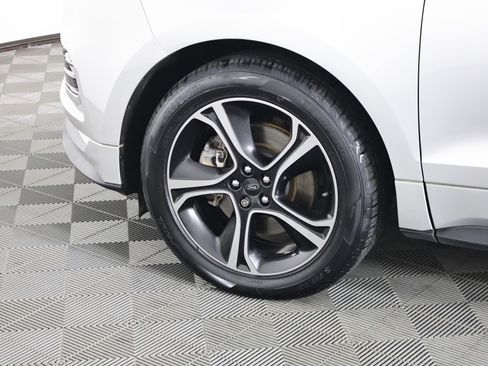 Used 2019 Ford Edge ST w/ Convenience Package image 54